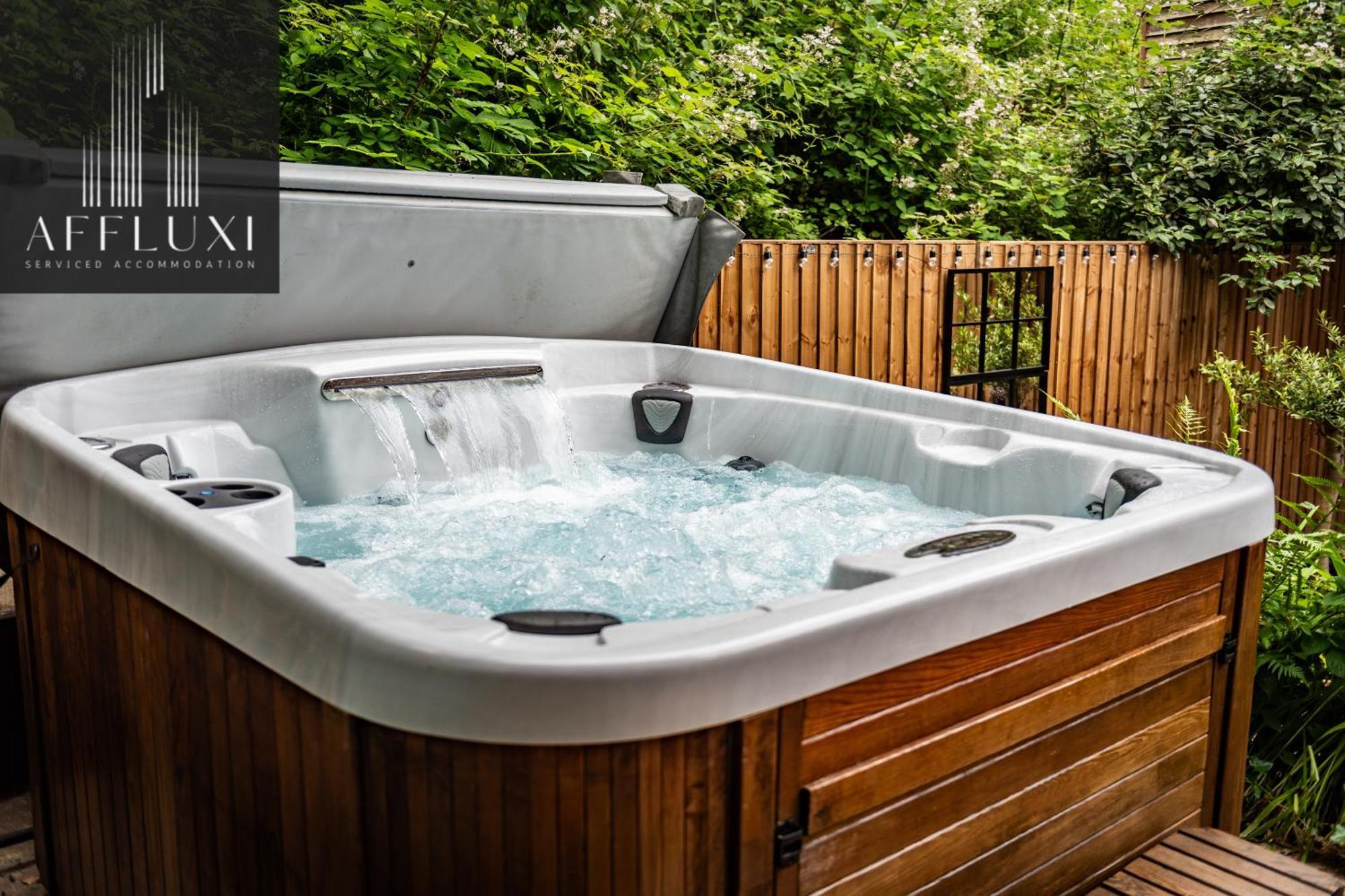 Holiday home Relaxing Hot Tub Retreat